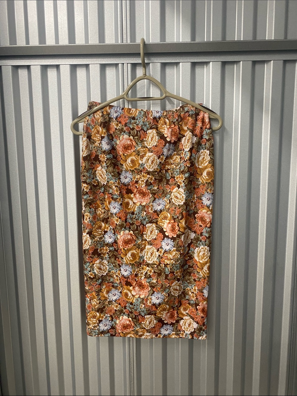 SHEIN Floral Pencil Skirt in Brown, Orange, Cream & Blue